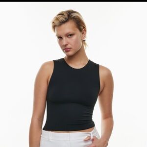 BUNDLE aritzia babaton cropped muscle tank